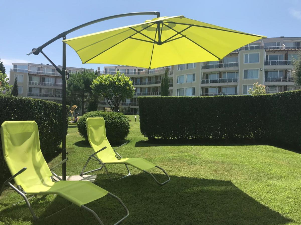 Apartments In Sunny Island Complex Chernomorets Bagian luar foto