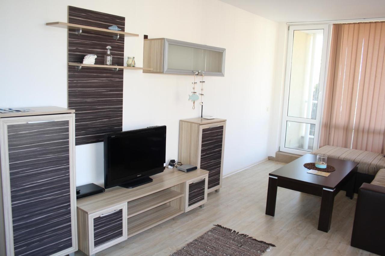 Apartments In Sunny Island Complex Chernomorets Bagian luar foto