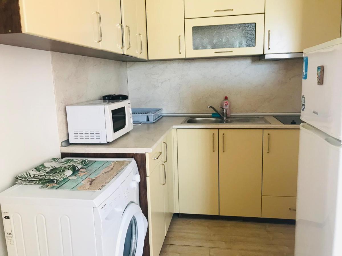 Apartments In Sunny Island Complex Chernomorets Bagian luar foto