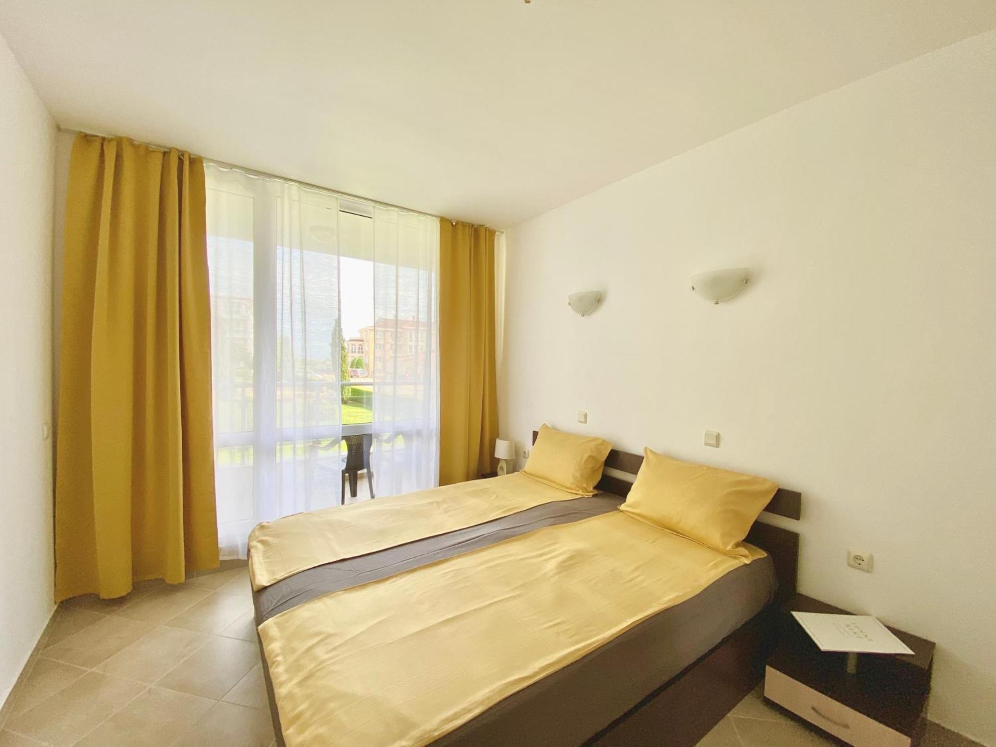 Apartments In Sunny Island Complex Chernomorets Bagian luar foto