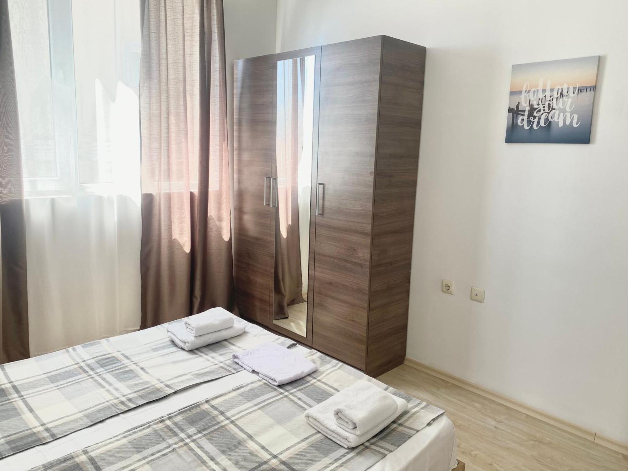 Apartments In Sunny Island Complex Chernomorets Bagian luar foto