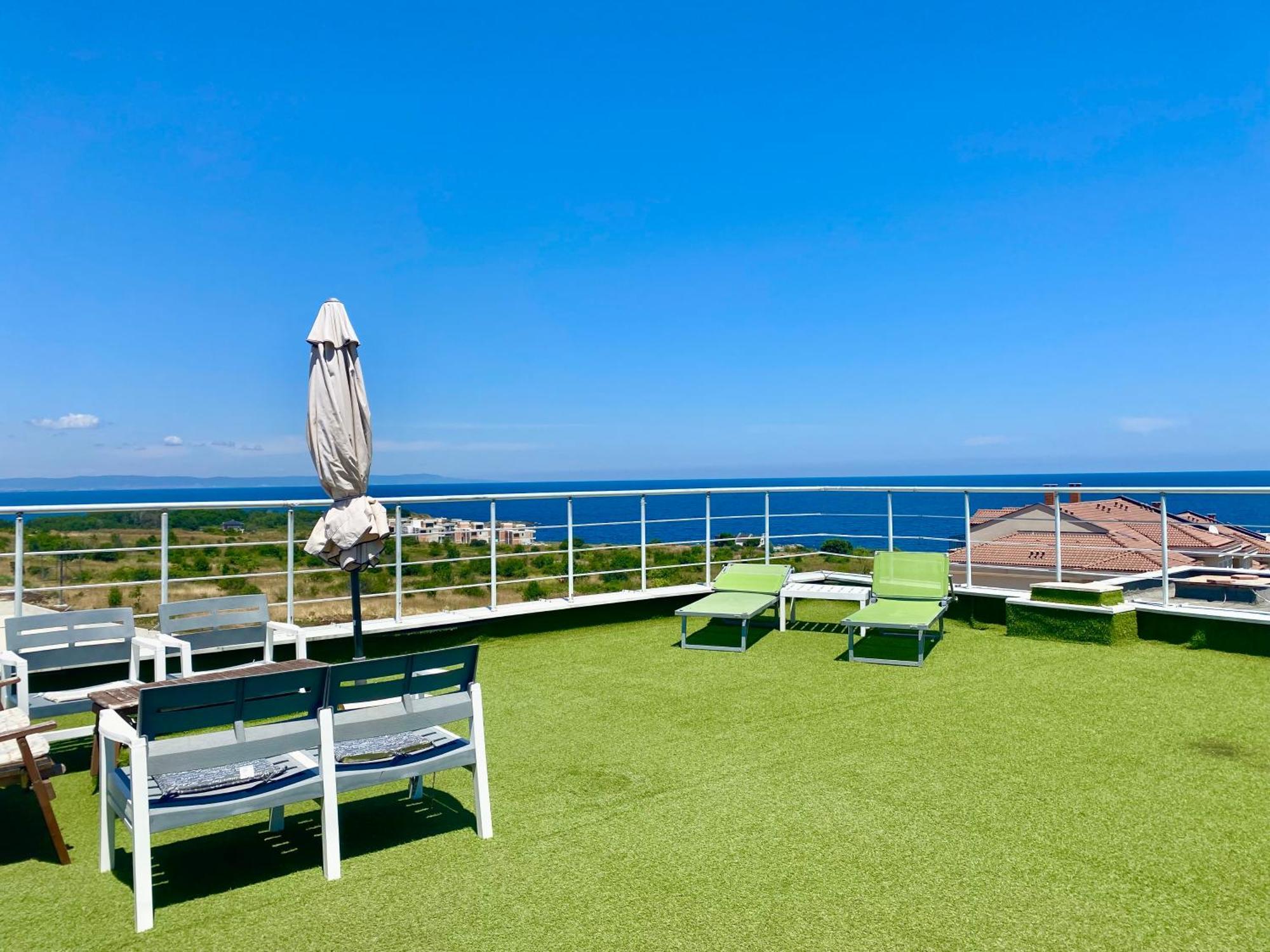 Apartments In Sunny Island Complex Chernomorets Bagian luar foto